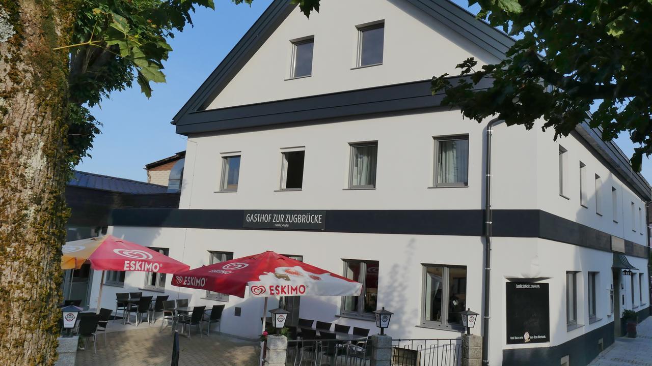 Gasthof Schiefer Zur Zugbruecke Kreuzen  Kültér fotó